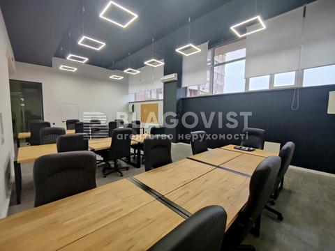 коммерческая по адресу Жилянская ул., 59