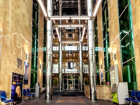 комерційна за адресою Київ, Дегтярівська вул., 27 Т