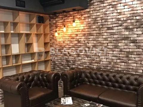 комерційна за адресою Паторжинського вул., 8