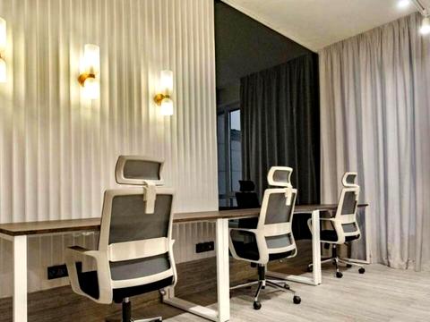 комерційна за адресою Бульварно-Кудрявська вул. (Воровського), 17