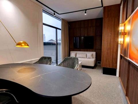 комерційна за адресою Бульварно-Кудрявська вул. (Воровського), 17