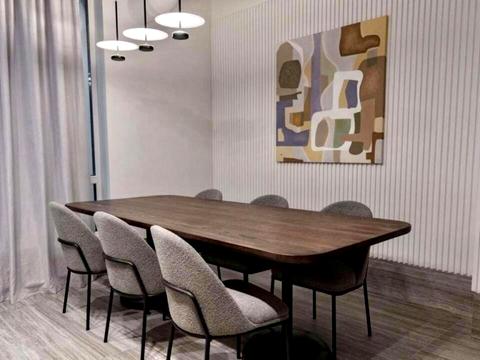 комерційна за адресою Бульварно-Кудрявська вул. (Воровського), 17