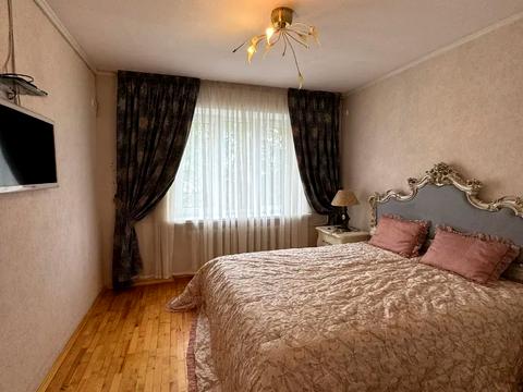 квартира по адресу Менахем-Мендл Шнеерсона ул. (Мініна), 5