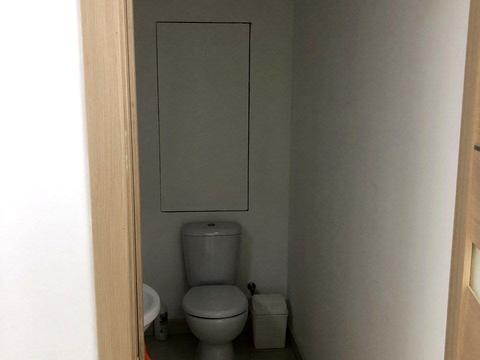 комерційна за адресою Прибузька вул., 12/1