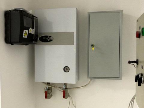 комерційна за адресою Прибузька вул., 12/1