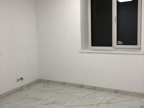 комерційна за адресою Прибузька вул., 12/1