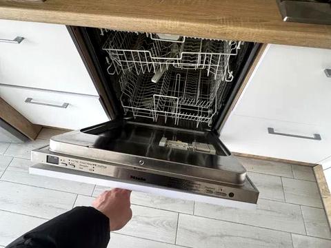 квартира по адресу Ивана Пулюя ул., 40, к. 1