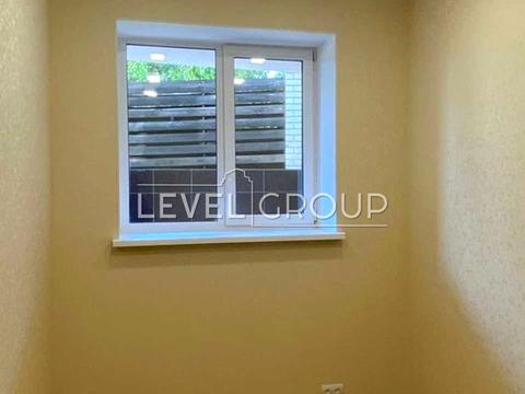 комерційна за адресою Волошкова вул., 1/5