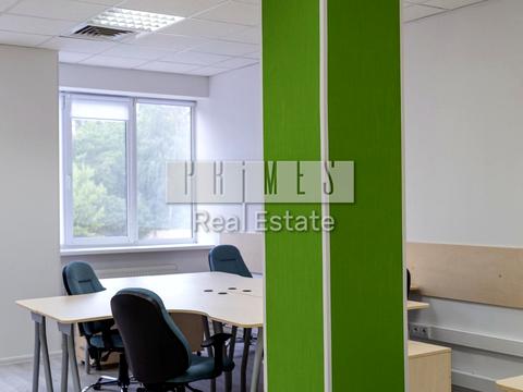 комерційна за адресою Польова вул., 63-65
