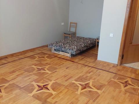 квартира за адресою Автозаводська вул., 7б