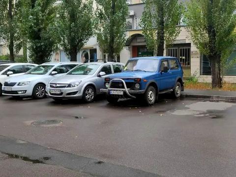 коммерческая по адресу Митрополита Андрея Шептицкого ул. (Анатолія Луначарського), 20