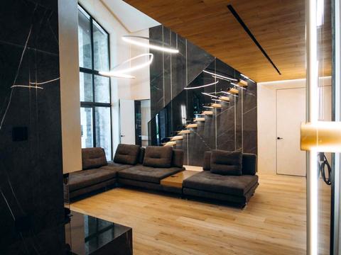 дом по адресу Евгения Коновальца ул.