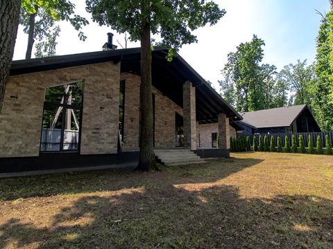 дом по адресу Евгения Коновальца ул.