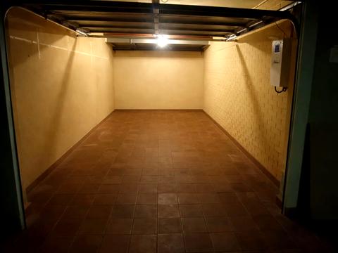 паркомісце за адресою Лютеранська вул., 10-А