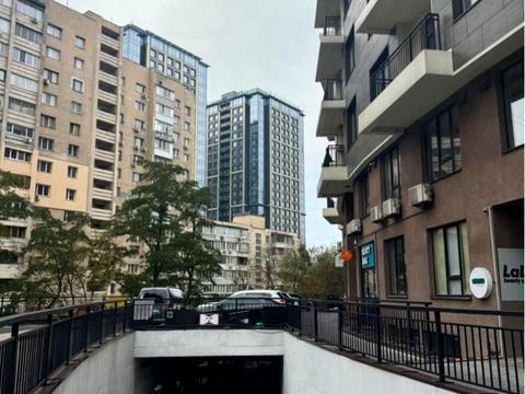 комерційна за адресою Василя Тютюнника вул. (Анрі Барбюса), 28-А