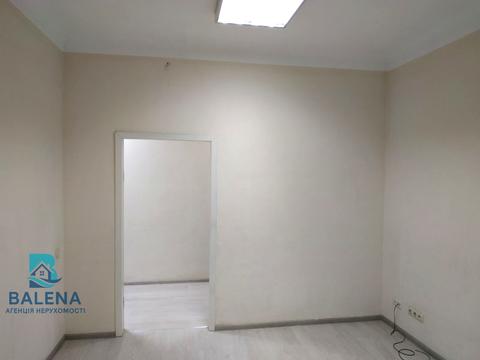 комерційна за адресою Велика Васильківська вул. (Червоноармійська), 58