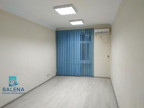 комерційна за адресою Велика Васильківська вул. (Червоноармійська), 58