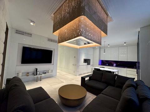 квартира за адресою Київ, Андрія Верхогляда вул. (Михайла Драгомирова), 9