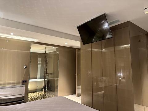 квартира за адресою Київ, Андрія Верхогляда вул. (Михайла Драгомирова), 9