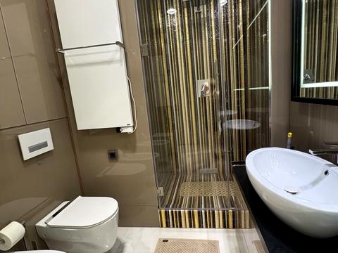 квартира за адресою Київ, Андрія Верхогляда вул. (Михайла Драгомирова), 9