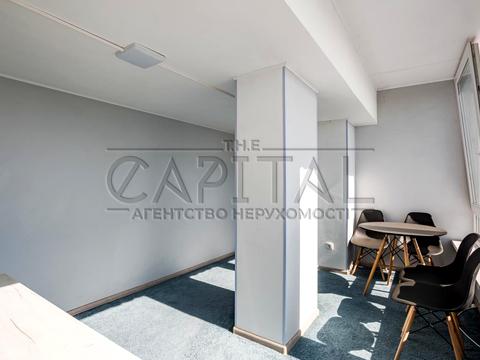 коммерческая по адресу Миколы Бажана просп., 16