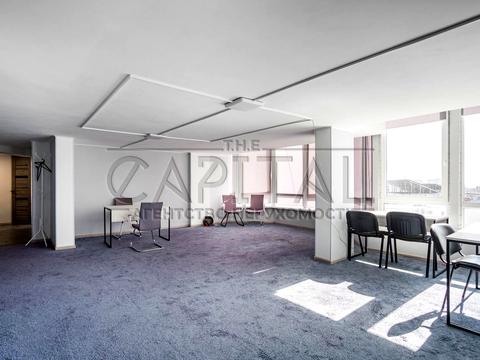 коммерческая по адресу Миколы Бажана просп., 16