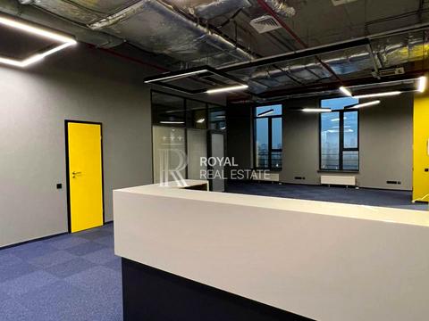 коммерческая по адресу Степана Бандеры просп. (Московський), 28а