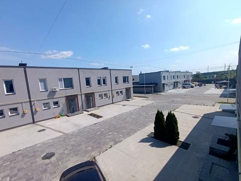 будинок за адресою с. Нові Петрівці, Міхновського, 7