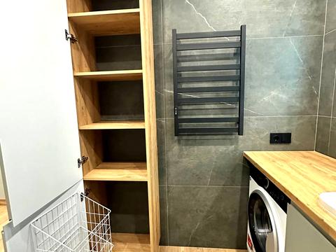 квартира за адресою Молодіжна вул., 8