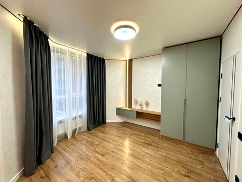 квартира за адресою Молодіжна вул., 8