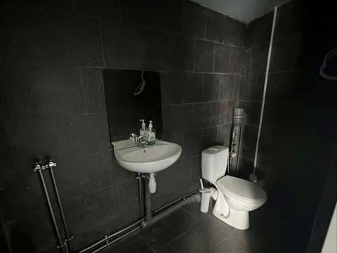 комерційна за адресою Київ, Митрополита Василя Липківського вул. (Урицького), 16-В