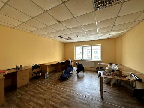 комерційна за адресою Руслана Лужевського пров. (Червоноармійський), 14