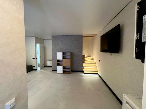 будинок за адресою Олеся Гончара вул. (Корнійчука), 94