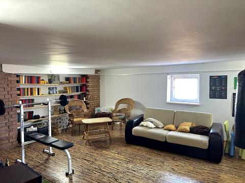 квартира за адресою Львів, Академіка Євгена Лазаренка вул., 48а