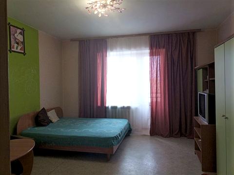 квартира за адресою Анни Ахматової вул., 31