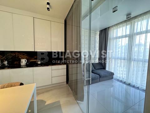 квартира за адресою Київ, Андрія Верхогляда вул. (Михайла Драгомирова), 9