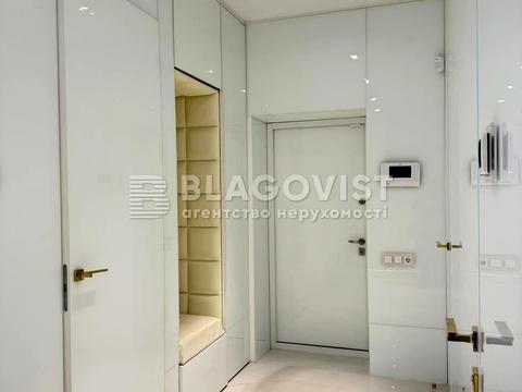 квартира за адресою Київ, Андрія Верхогляда вул. (Михайла Драгомирова), 9