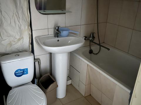 квартира за адресою Ніла Армстронга вул. (Казакова), 1