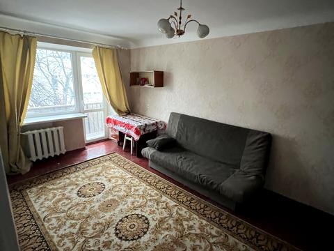 квартира за адресою Ніла Армстронга вул. (Казакова), 1