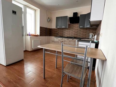 квартира за адресою Генерала Миколи Юнаківа вул., 9в