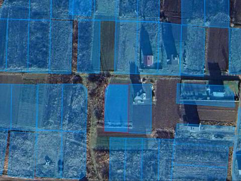 участок по адресу 