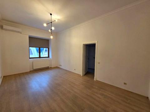 коммерческая по адресу Воздвиженская ул., 20