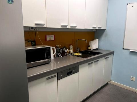 комерційна за адресою Жилянська вул., 59