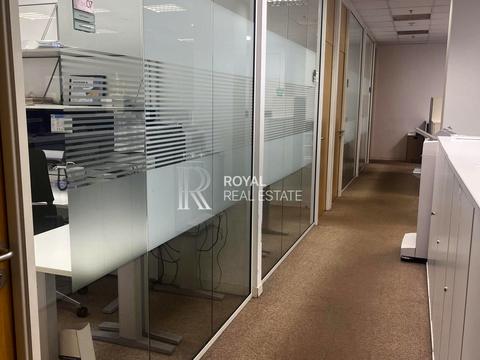 комерційна за адресою Жилянська вул., 59