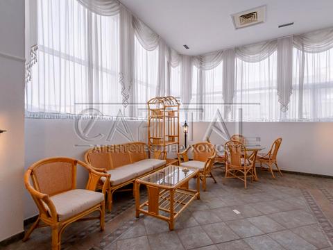 комерційна за адресою Київ, Дарвіна вул., 12