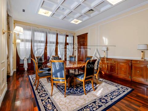 комерційна за адресою Київ, Дарвіна вул., 12