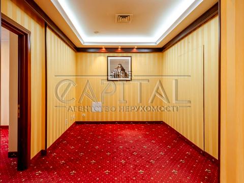 комерційна за адресою Київ, Дарвіна вул., 12