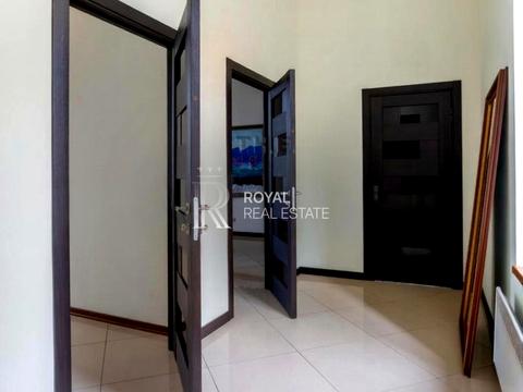 комерційна за адресою Київ, Жилянська вул., 97