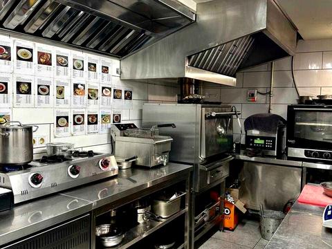 комерційна за адресою Магдебурзького Права вул. (Гопнер), 1