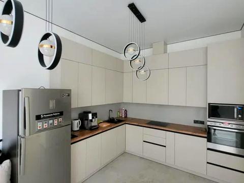 квартира за адресою Львів, Залізнична вул., 9Б